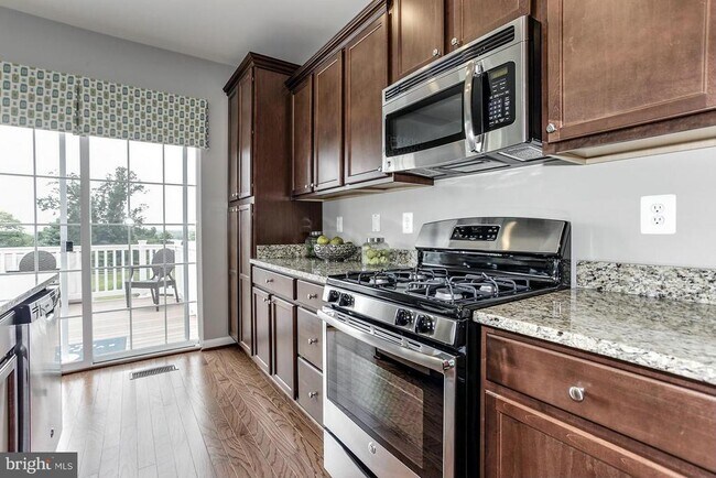 Building Photo - 8603 Crooked Tree Ln