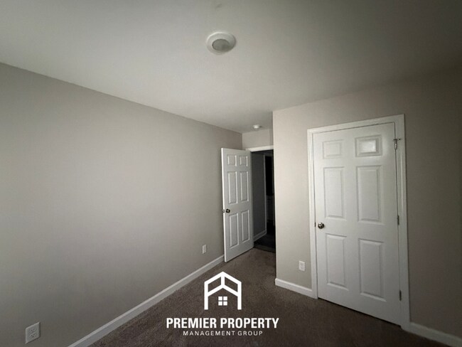 Building Photo - Beautiful 4BR/2BA Tuscaloosa Home | 1,497 Sq Ft, Covered Back Patio & 2-Car Garage