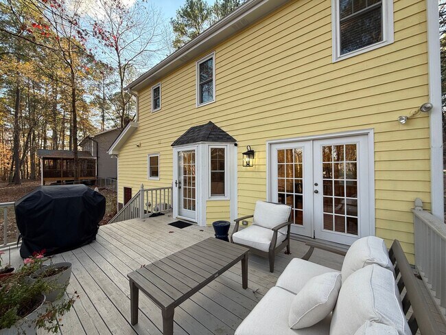 Building Photo - **OFFERING REFUNDABLE APPLICATION FEES & $200 MOVE IN PROMOTION** Updated 3BD, 2.5BA Raleigh Home...