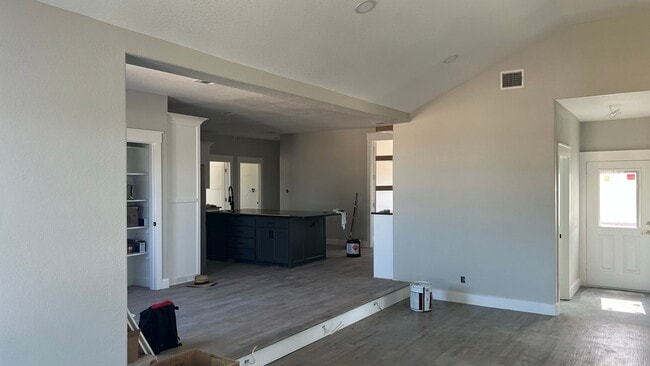 Building Photo - 512 Stoney Acres