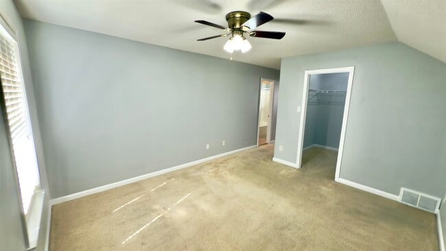 Building Photo - 4605 Park Side Dr
