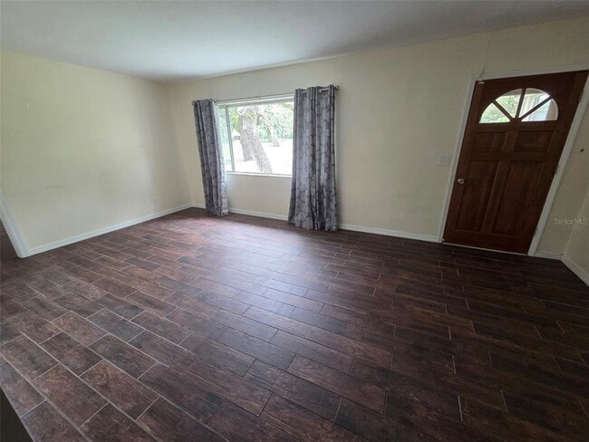 Building Photo - 39445 FL-575