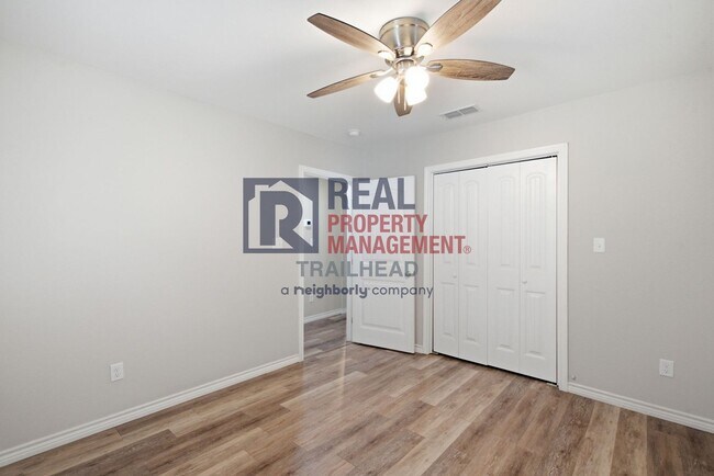Building Photo - Updated 3-Bedroom Home Near Tarleton State University
