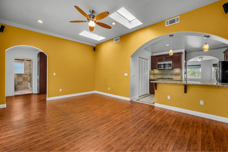 Building Photo - 4316 Briggs Ave