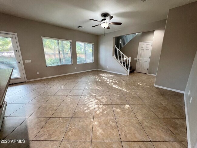 Building Photo - 4642 S Carmine Ln