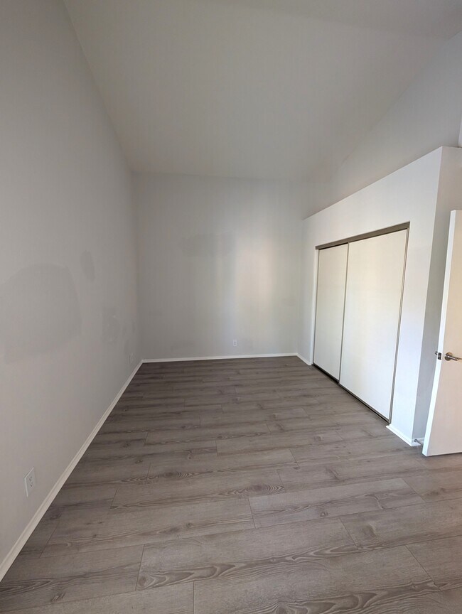 Building Photo - 22649 Copper Hill Dr
