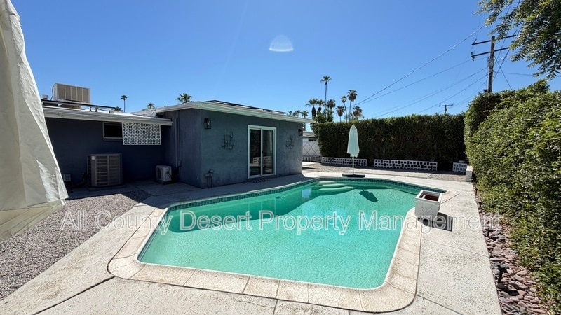 Building Photo - 74069 Velardo Dr