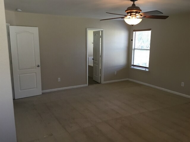 Building Photo - 22011 Orchard Dale Dr