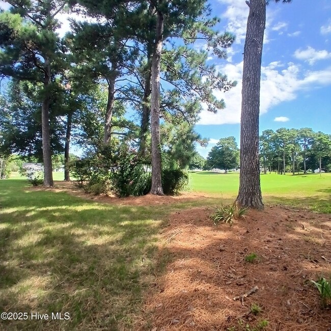 Building Photo - 4999 Glen Cove Dr SE