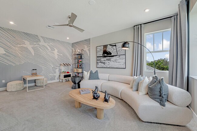 Building Photo - 925 SW Pr Ave