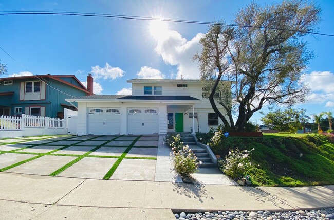 Primary Photo - Modern Elegance in North Clairemont! Updat...