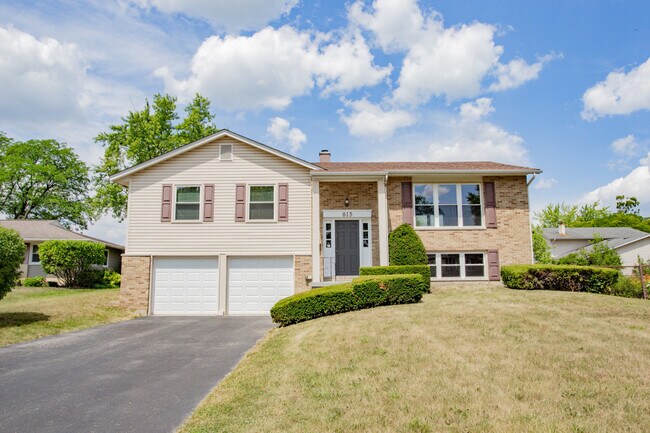 Building Photo - 815 Concord Cove