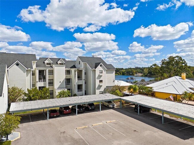 Building Photo - 3127 W Sligh Ave