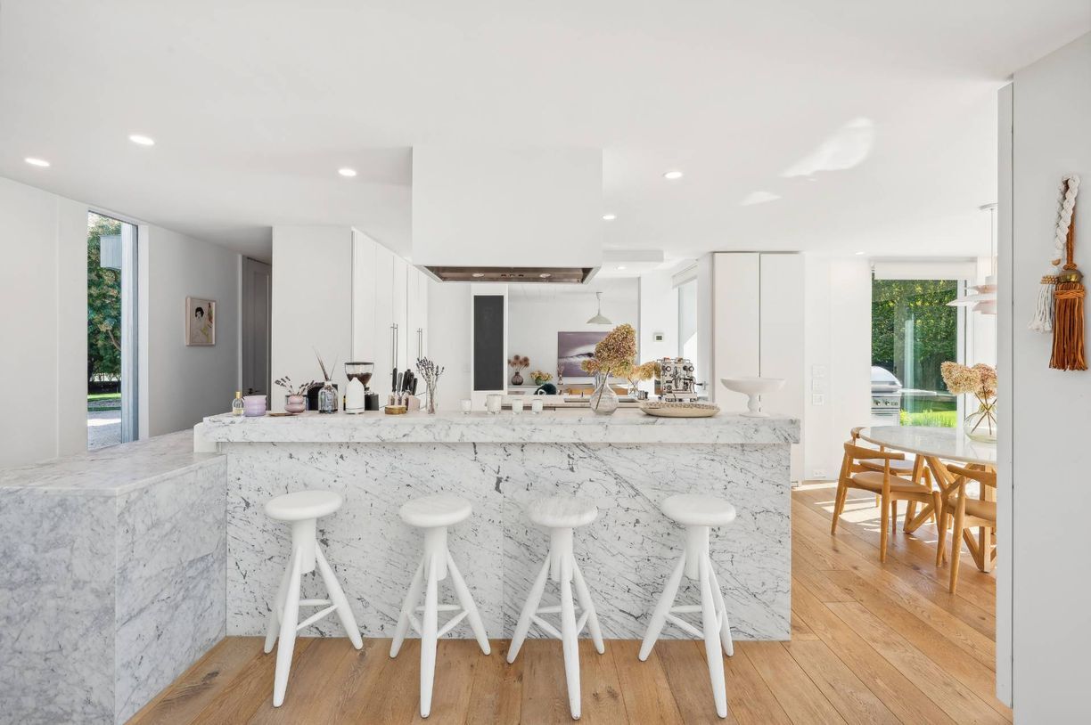 Building Photo - 8 Heller Ln