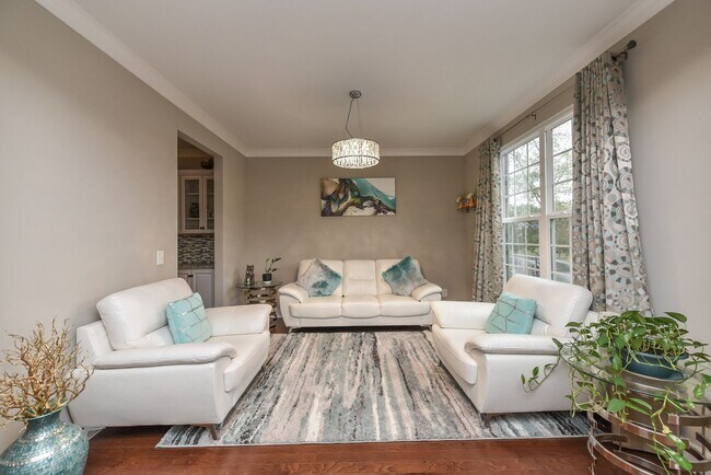 Building Photo - **LIKE NEW EXECUTIVE HOME IN PRESTIGIOUS H...