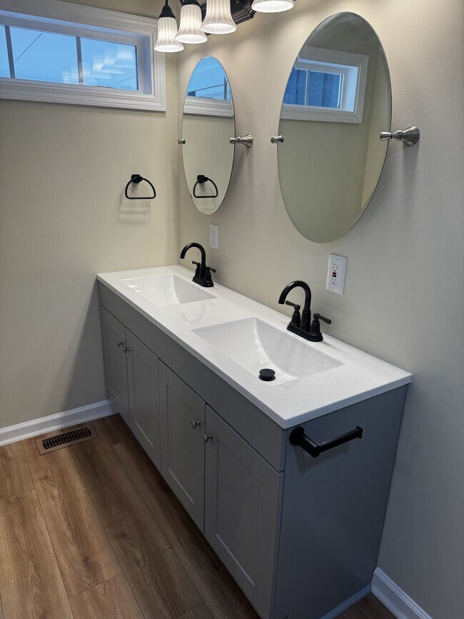 Building Photo - 4081 Greensboro Hwy