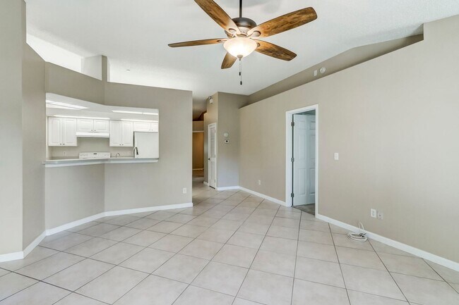 Building Photo - 2415 Will Hardee Rd