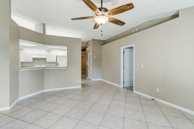 Building Photo - Enjoy Florida Lifestyle on Amelia Island