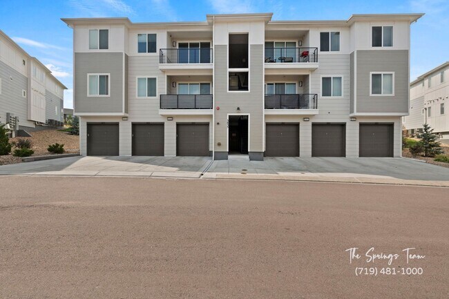 Primary Photo - MODERN LUXURY 2BD/2BA/2CAR CONDO in Briargate