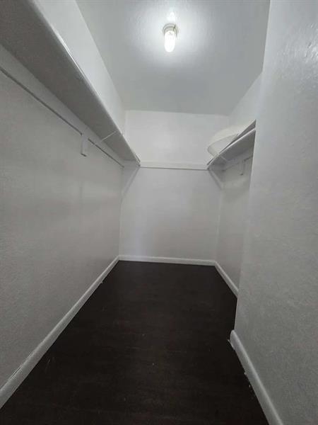 Building Photo - 2719 NW 39th Terrace