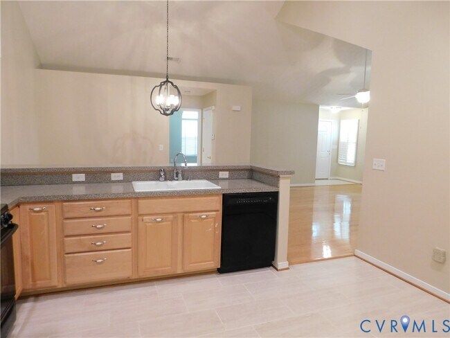 Building Photo - 7351 Norwood Pond Pl