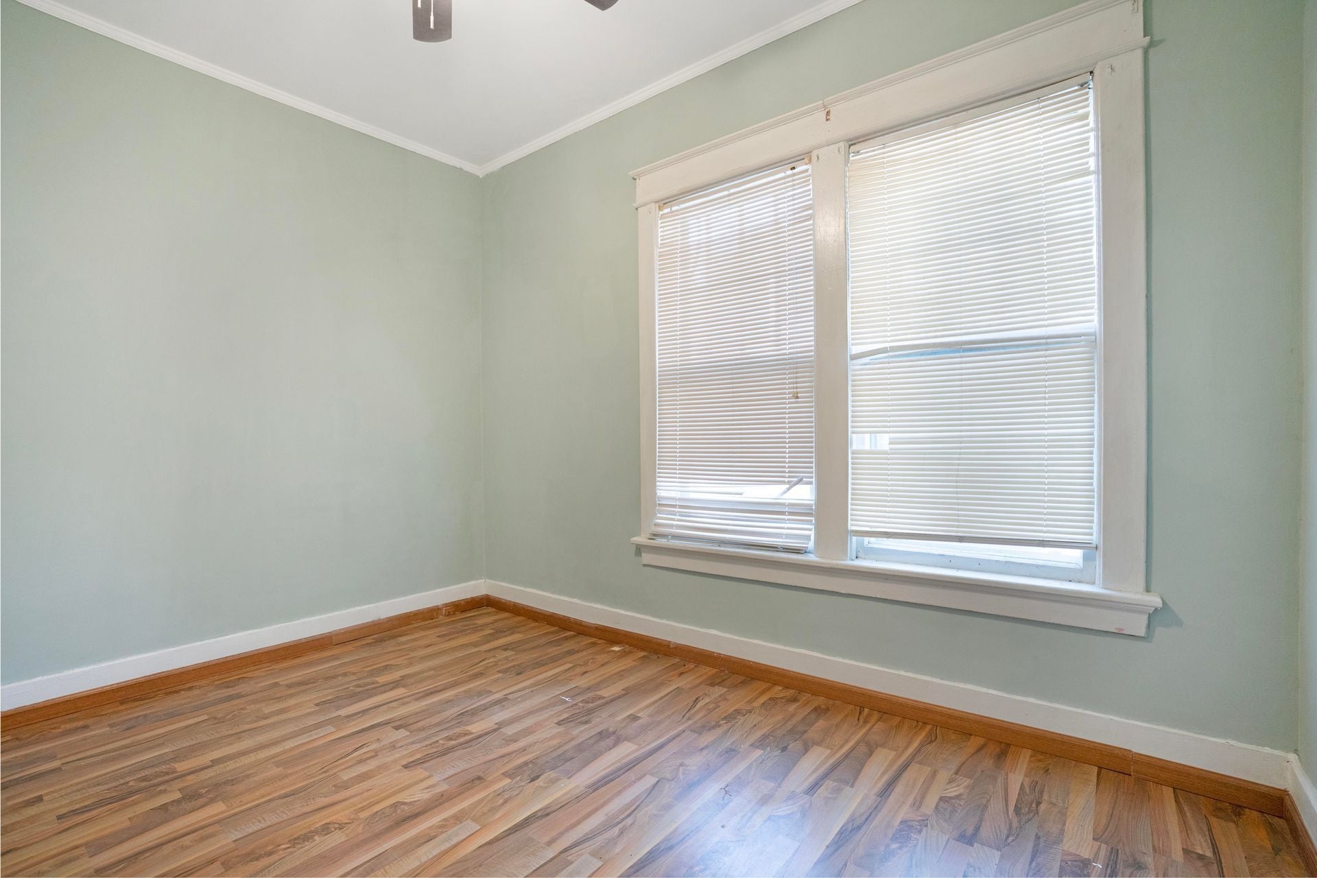 Building Photo - Charming Historic 2BR Apartment with Garag...