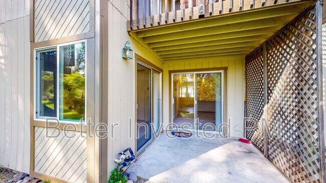 Building Photo - 5222 Fulton Rd