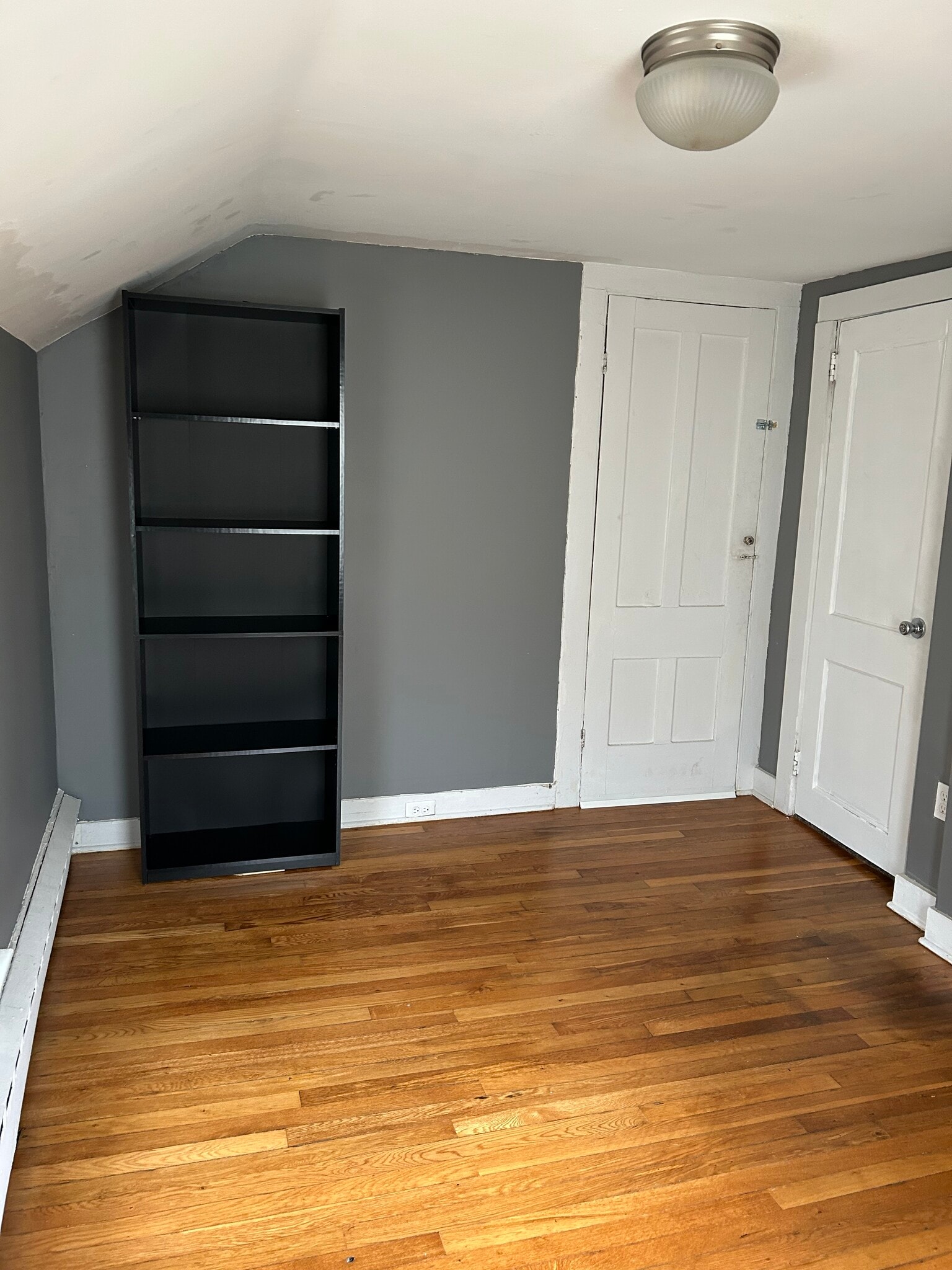 Bedroom 2 - 19 Warwick St