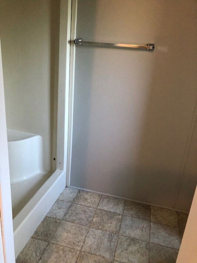 Building Photo - 3 Bedroom Doublewide for Rent