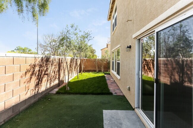 Building Photo - 5820 Gemstone Peak St