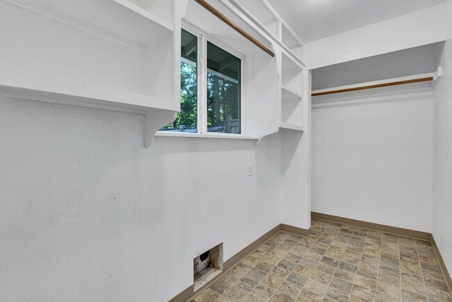 Building Photo - 7401 56th Ave Ct NW