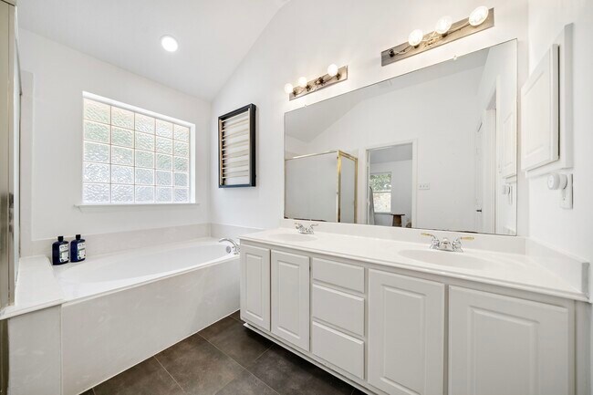 Building Photo - 20718 Cottondale Ct