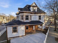 Building Photo - 438 Talbot Ave