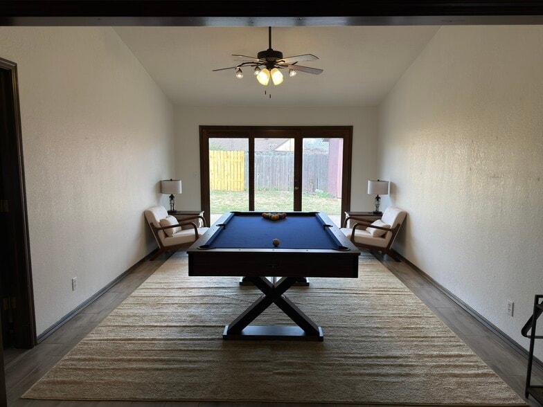 Pool Table Room - 2105 Appomattox