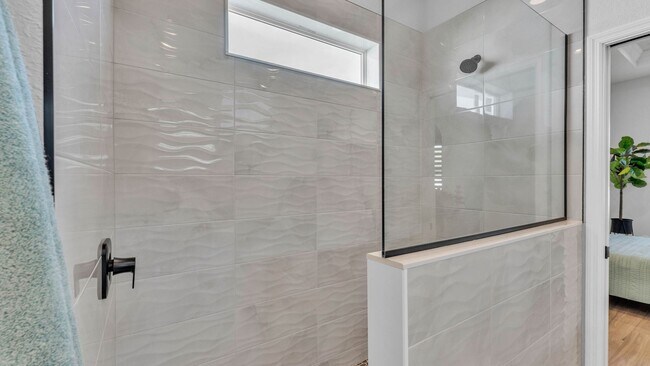 Building Photo - Stunning New Construction Villa for Rent Near Lake John