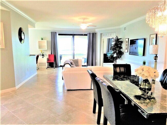 Building Photo - 5844 Wake Forest Run