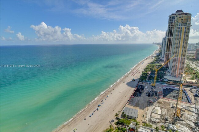 Building Photo - 18101 Collins Ave