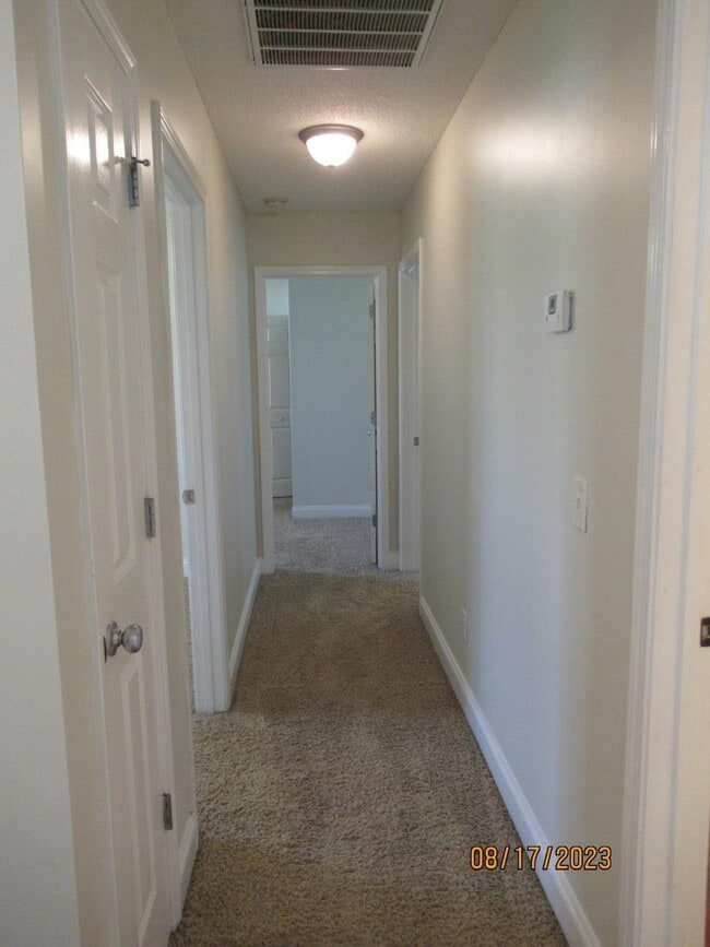 Building Photo - 4690 Great Oak Cir