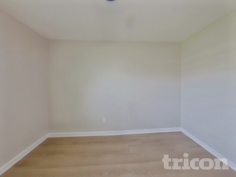 Building Photo - 1108 Fountainhead Drive Deltona FL