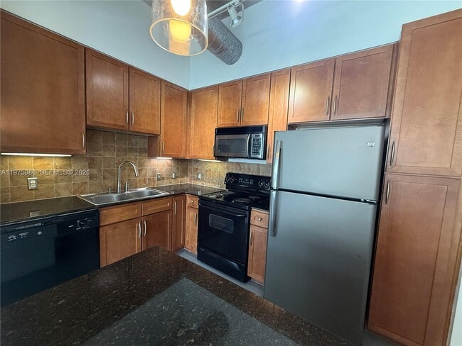 Building Photo - 2001 S Biscayne Blvd