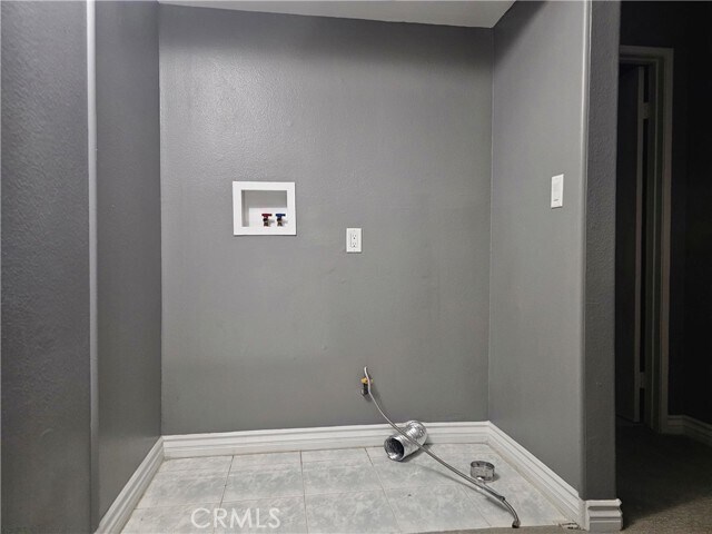 Building Photo - 2432 Moon Dust Dr