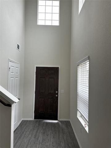 Building Photo - 320 Glenwick Ln