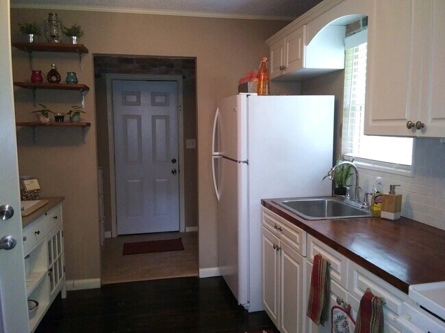 kitchen laundry room - 228 Chris Collins Rd