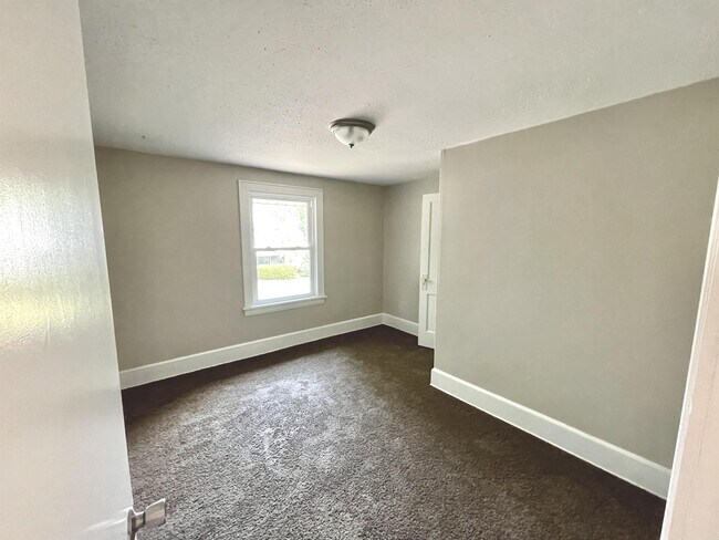 Building Photo - 1270 Wilbur Ave