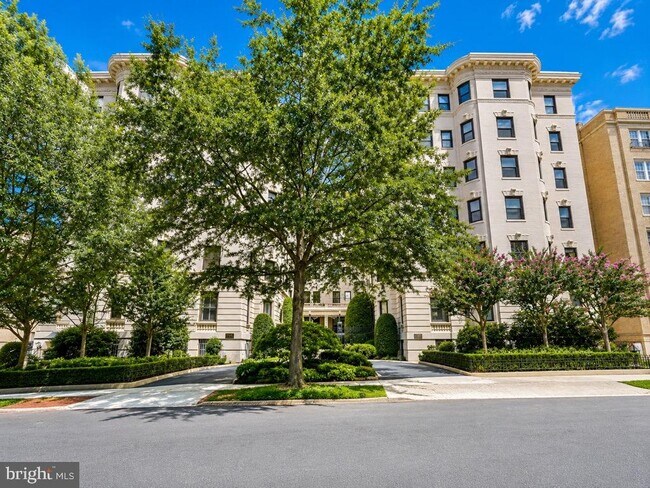Building Photo - 2153 California St NW