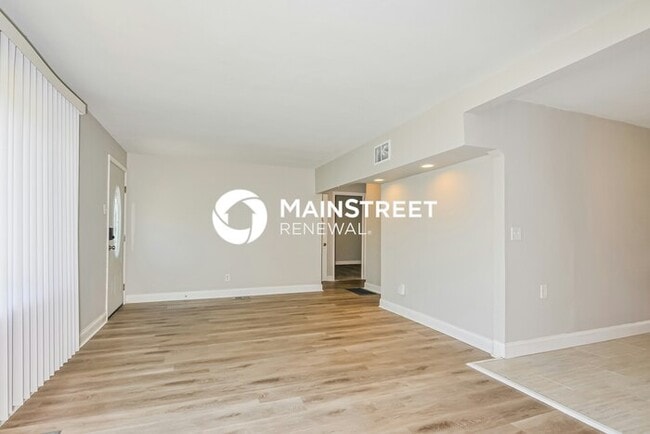 Building Photo - 3 Bedroom Pet-Friendly Home in St. Louis, ...