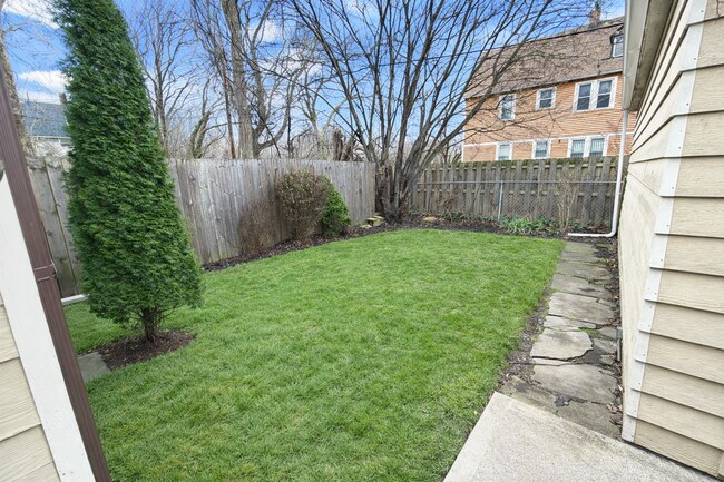 Building Photo - 6407 Dibble Ave