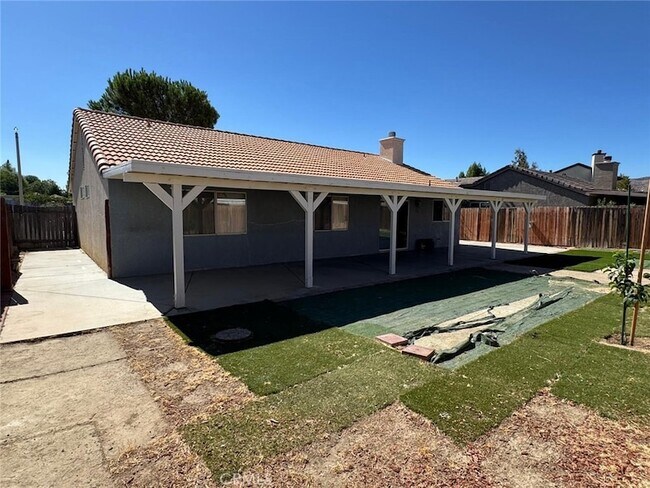 Building Photo - 1229 Onyx Dr
