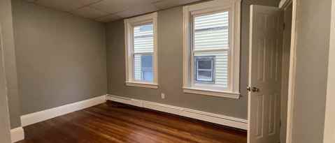 Building Photo - 122 Thornton St