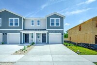 Building Photo - 6676 SW 81st Lp